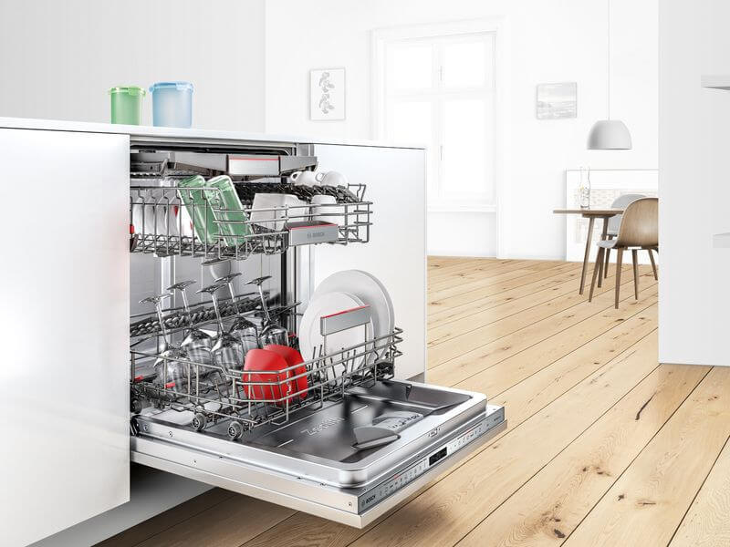 nhung-ly-do-ban-nen-mua-may-rua-bat-bosch-smv4hcx48e